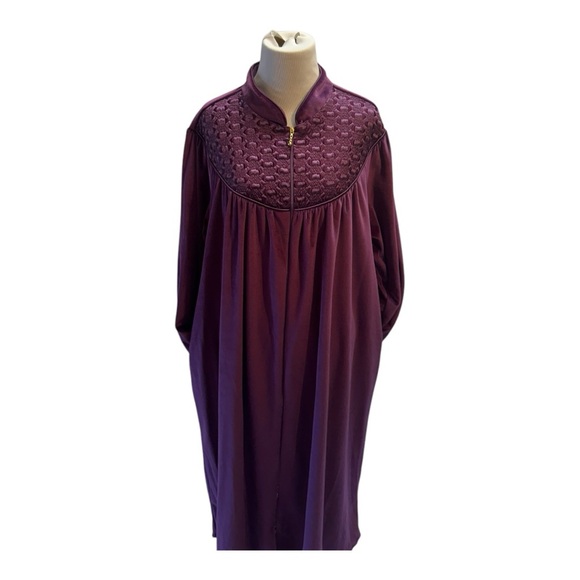 Crowntuft XL Velvet Robe Vintage Saybury Maroon ValourSmocked Long Sleeved Dress - Picture 2 of 9